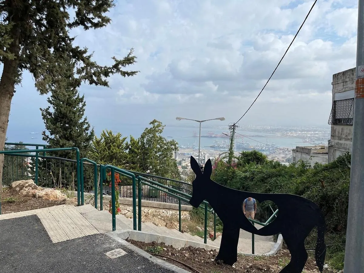 Amazing Apartment With Balcony & Hottub At Carmel Center Haifa